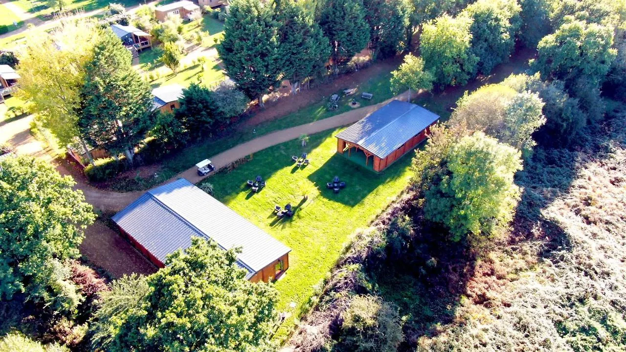 Glamping Terre & Mer Étables 4*,